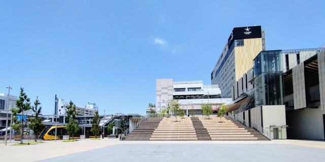 宇都宮駅東口